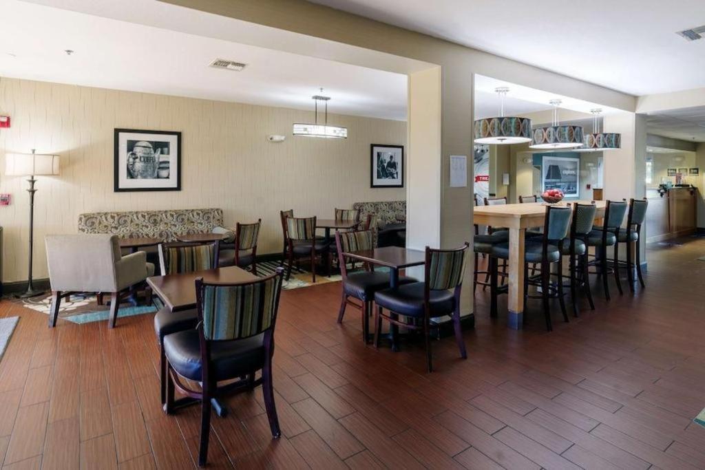 Holiday Inn Express Hotel & Suites Port Charlotte Eksteriør bilde