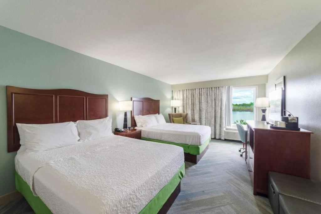 Holiday Inn Express Hotel & Suites Port Charlotte Eksteriør bilde