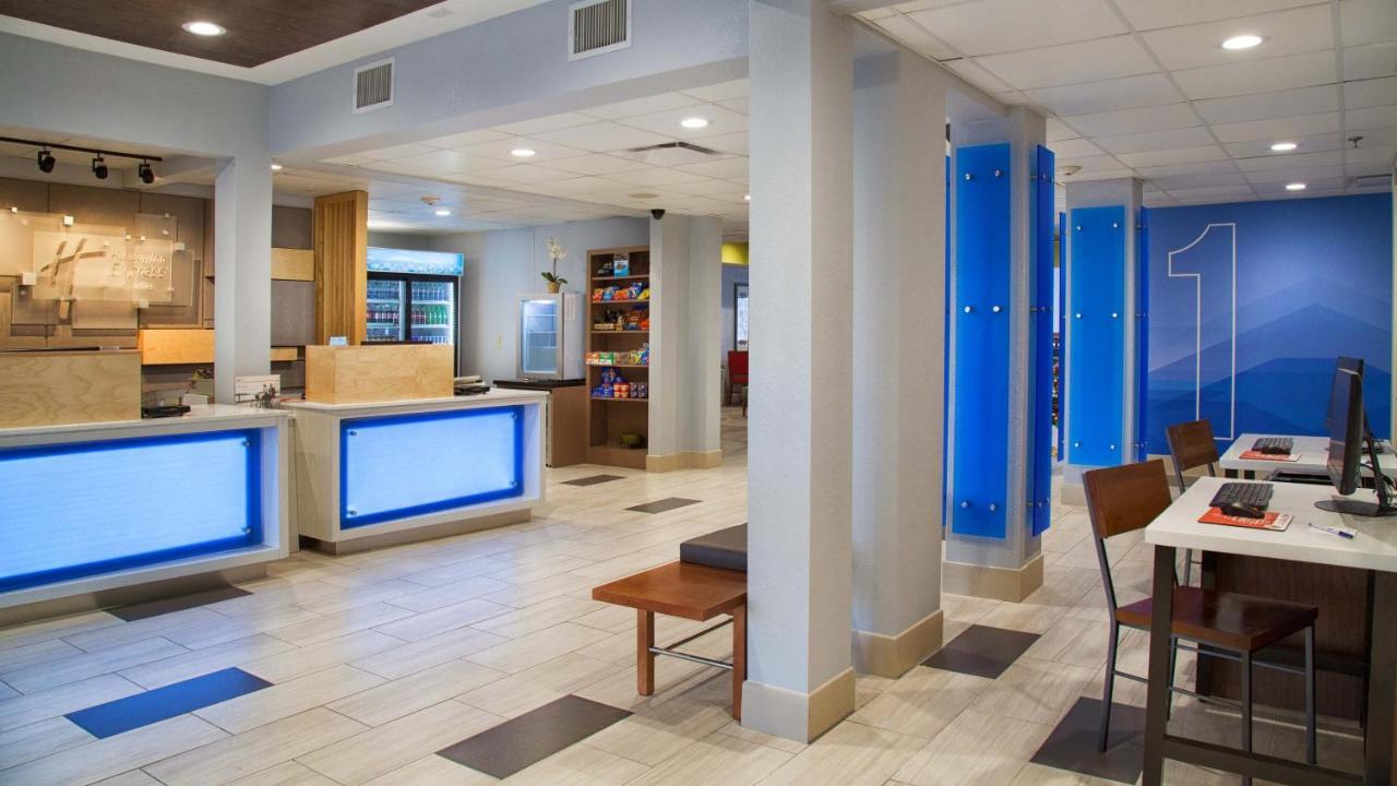 Holiday Inn Express Hotel & Suites Port Charlotte Eksteriør bilde